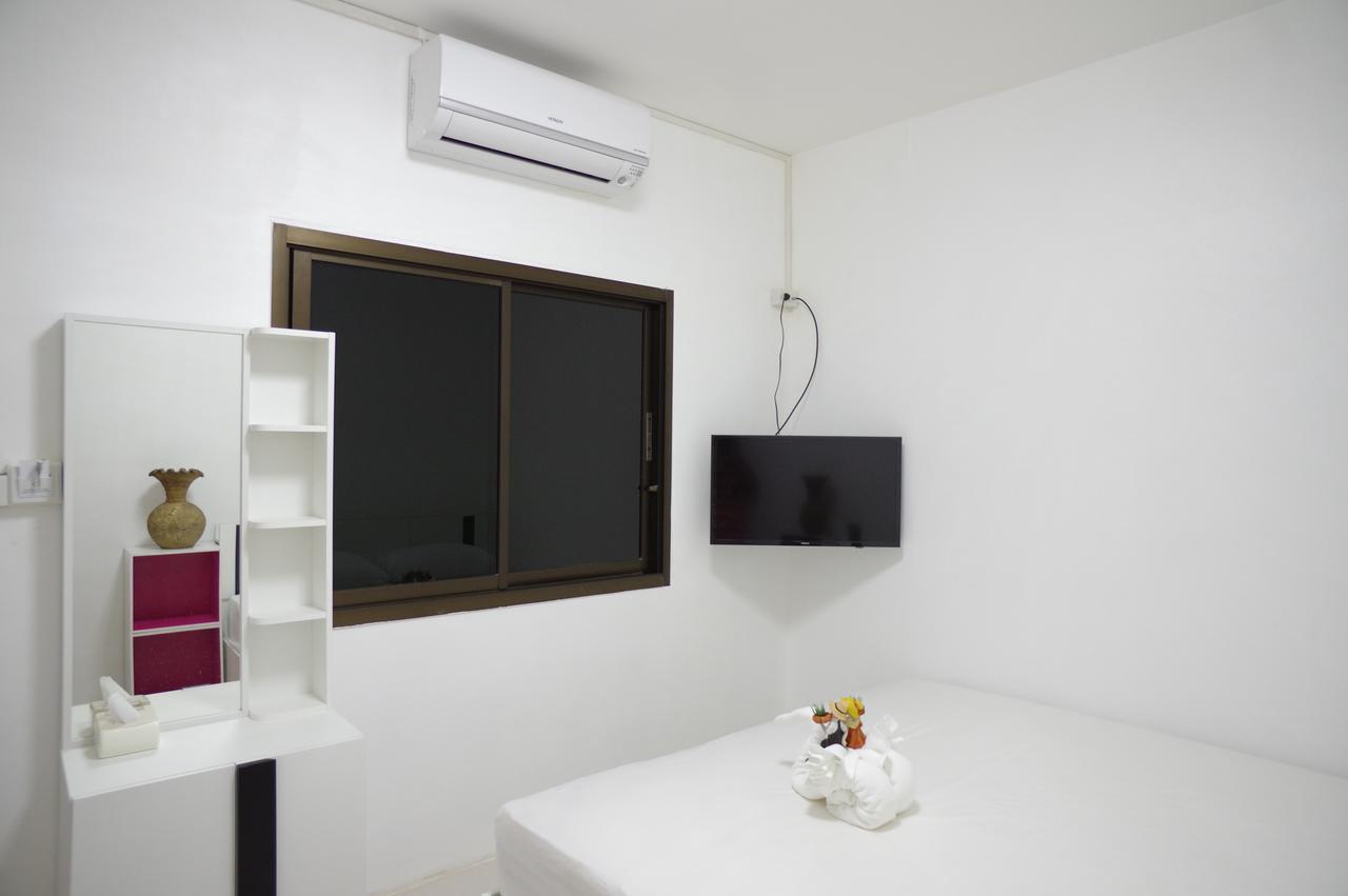 Donmueang Airport Residence Bangkok Bagian luar foto