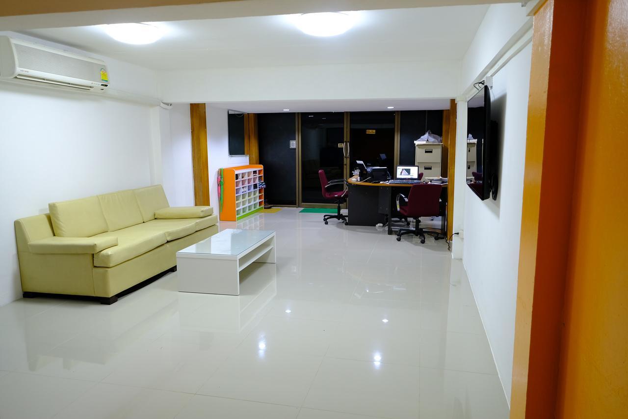 Donmueang Airport Residence Bangkok Bagian luar foto